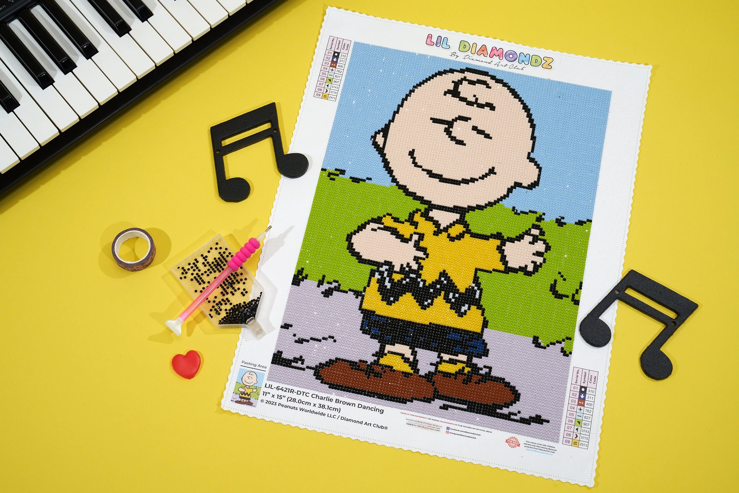 Charlie Brown Dancing - Image 5
